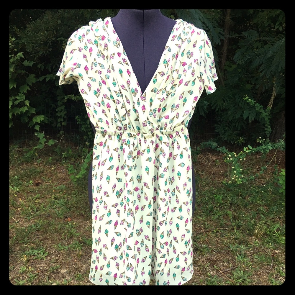 Forever 21 ice cream dress with flutter sleeve
